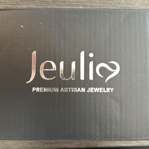 NWT Jeulia Premium Artisan Sz 8.5 Engagement Wedding Ring - Picture 7 of 9
